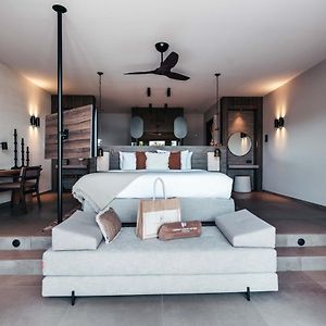 Suite Lit King-Size au Bord de la Mer